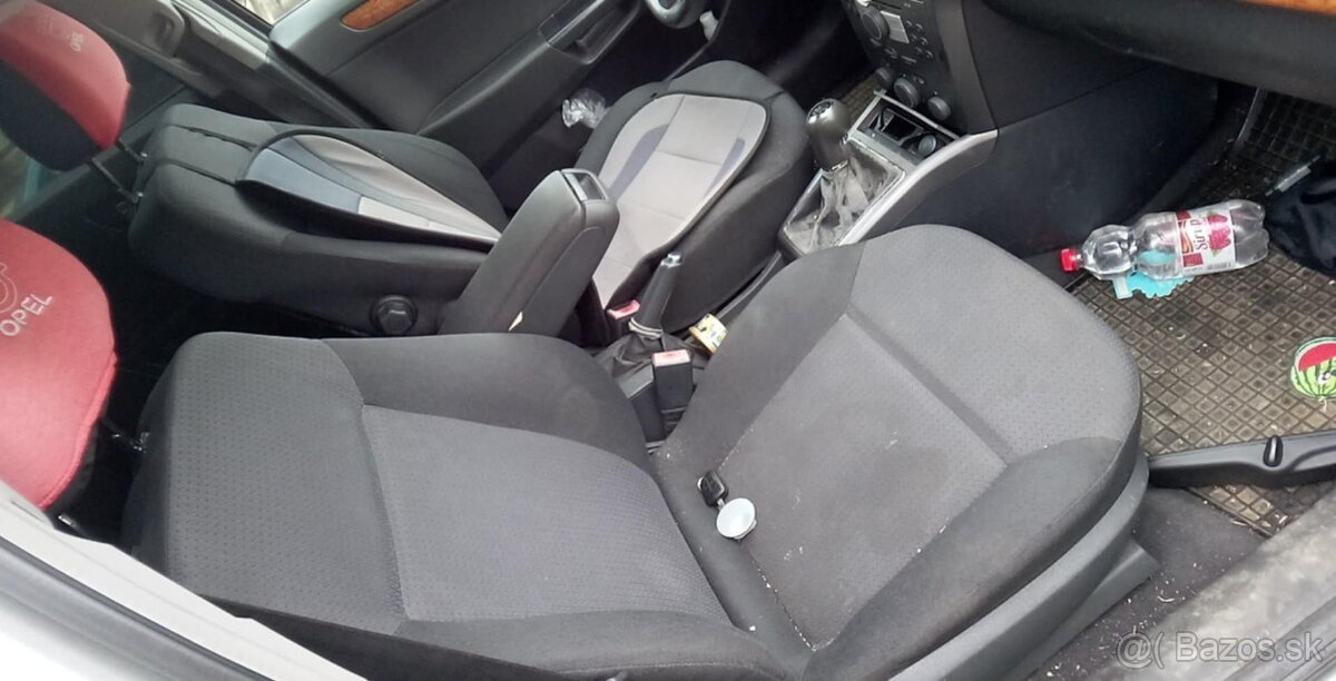 Opel Astra H 1,7CDTi 74KW - 4