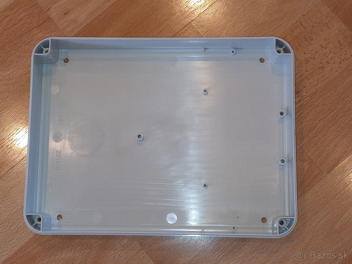 Plastova instalacna krabica s priesvitnym vrchom - 4