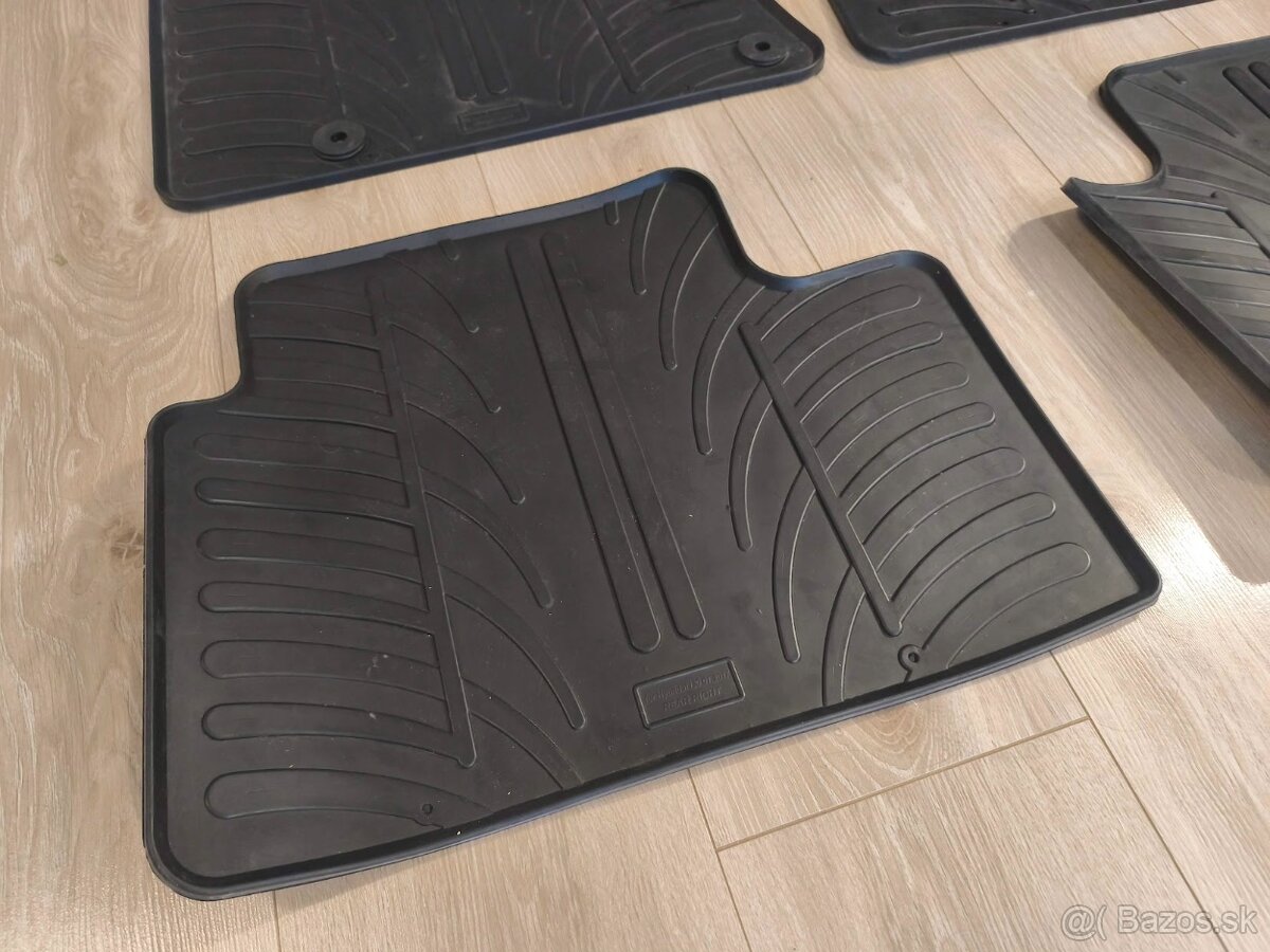 Gumené rohože na hyundai i30 - ako nové - 4