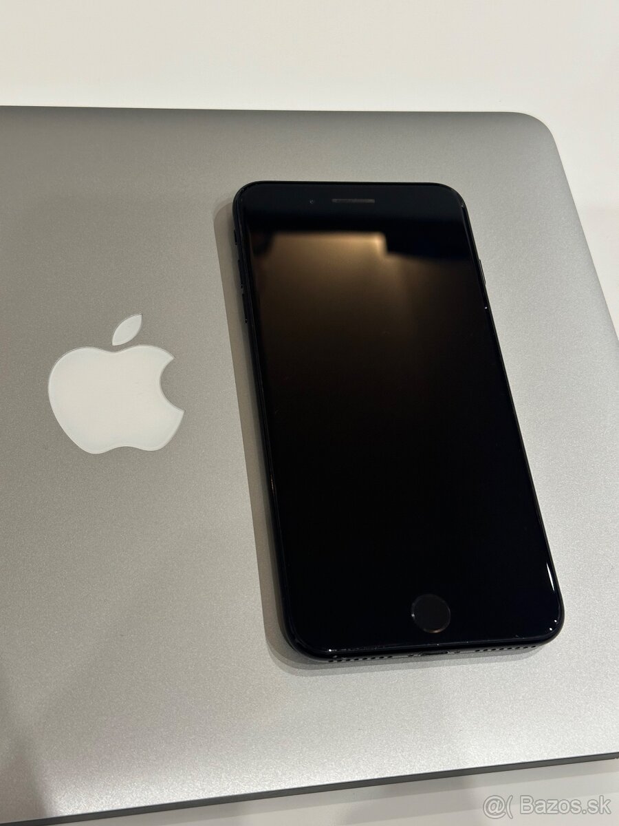 iPhone 7Plus 32GB Jet Black - 4