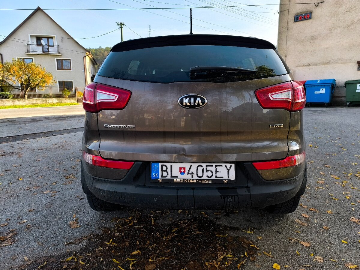 KIA SPORTAGE 1,7 CRDi 85 KW - 4