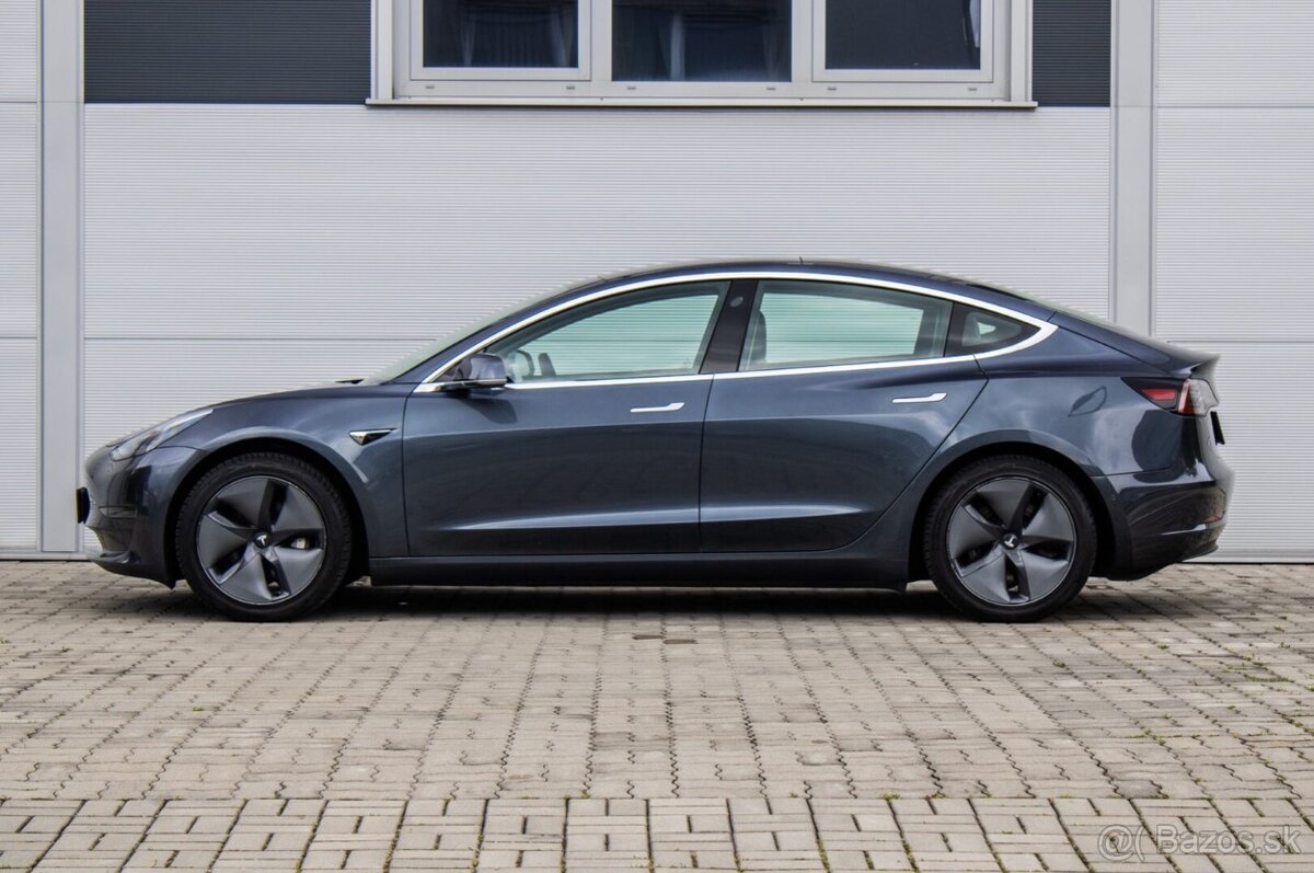 Tesla Model 3 Long Range - 4