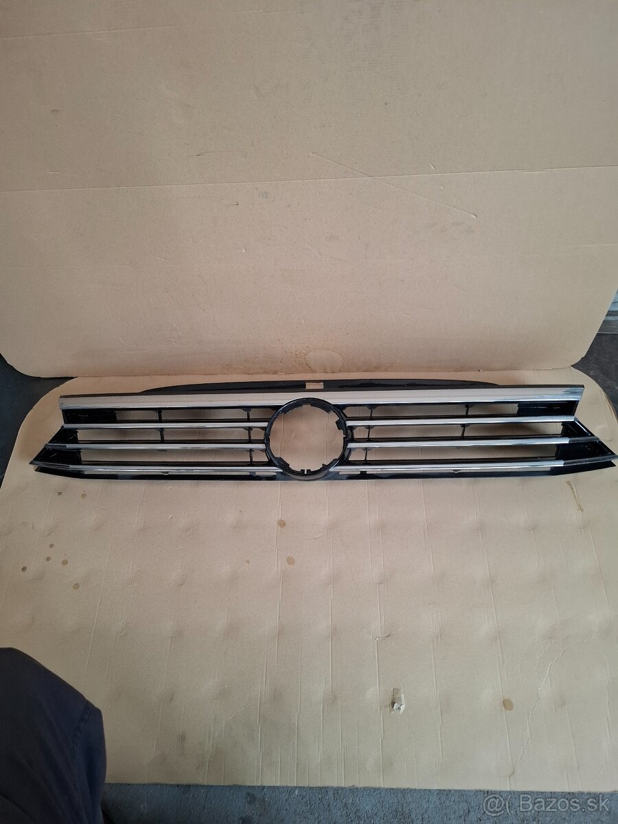 VOLKSWAGEN PASSAT B8 maska - 4