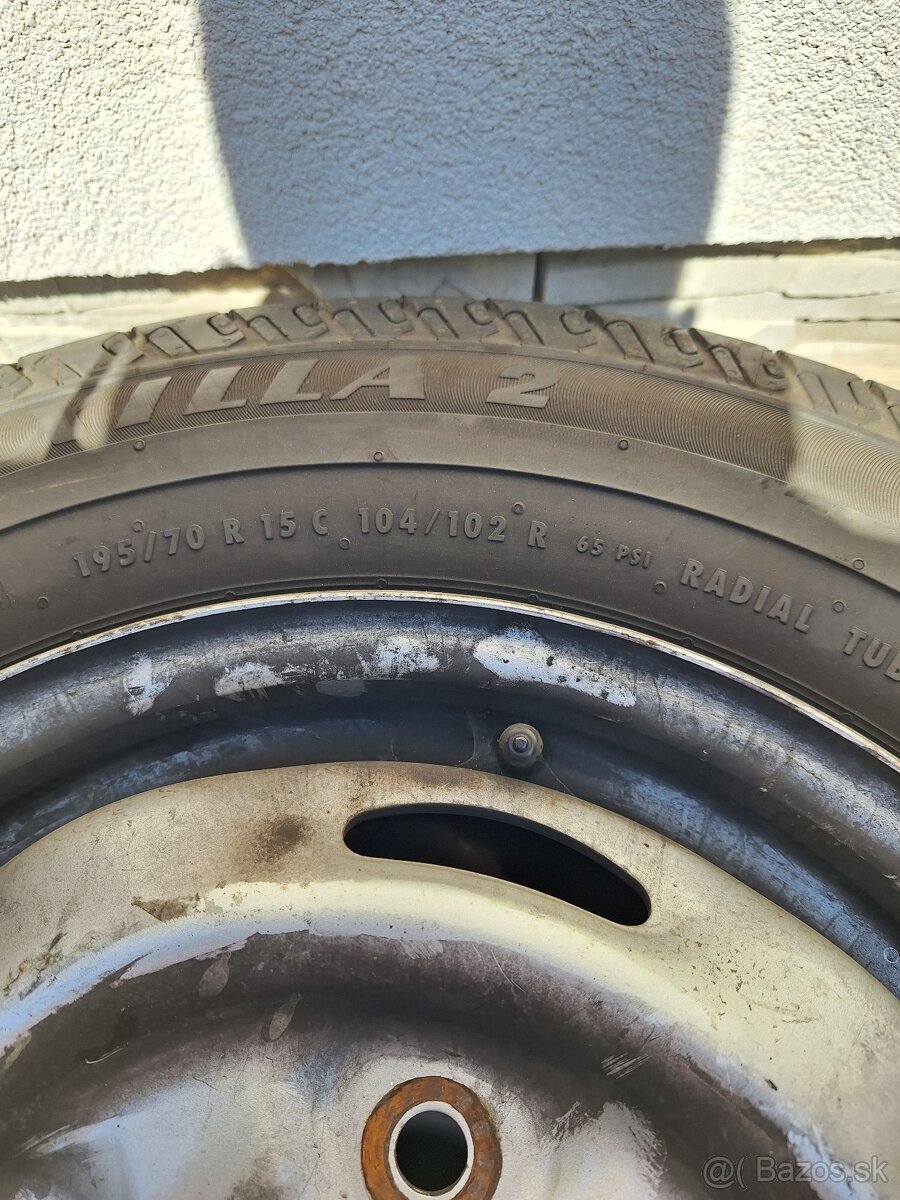 195/70 R15 C - 4
