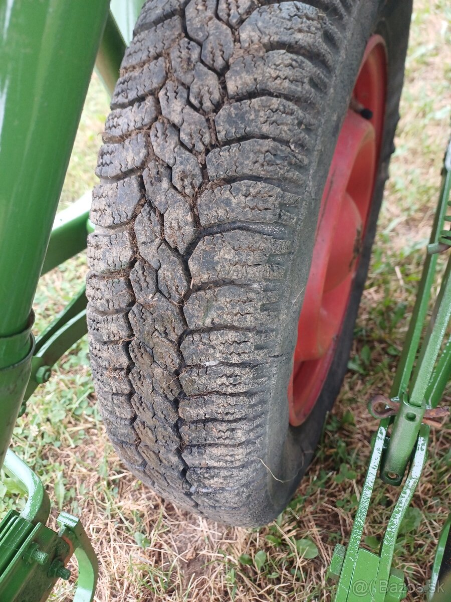 Sejacka, 3m dobry stav , kuhn - 4