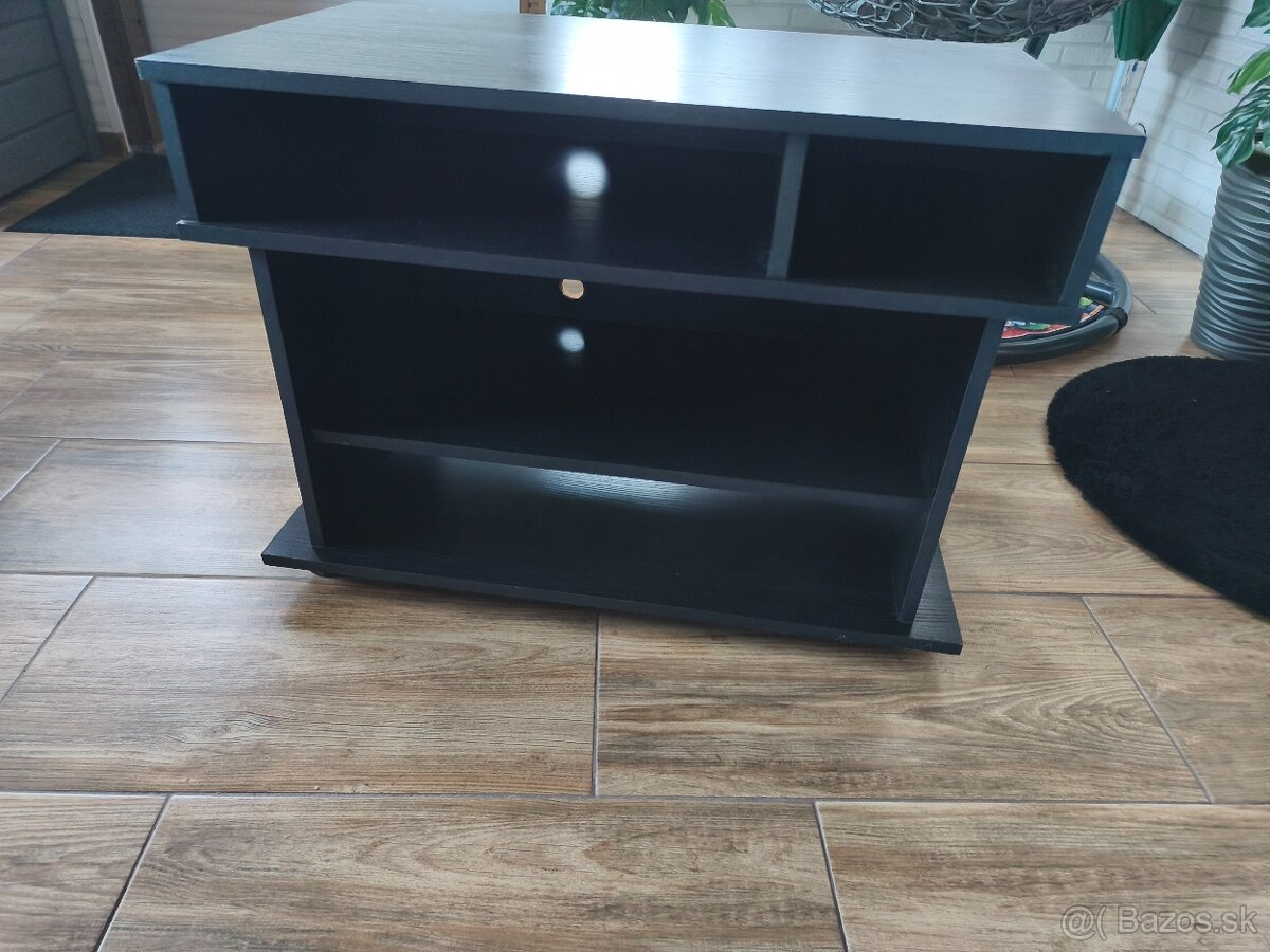 TV stolík - 4