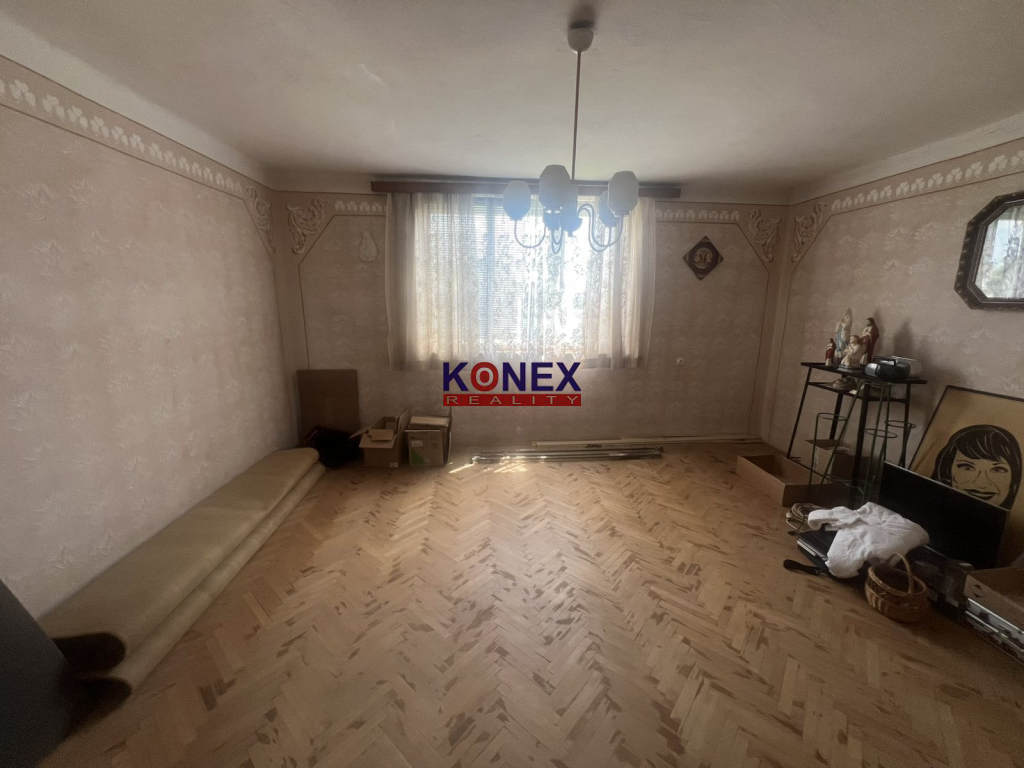 NA PREDAJ – RODINNÝ DOM v obci SAČUROV - 4