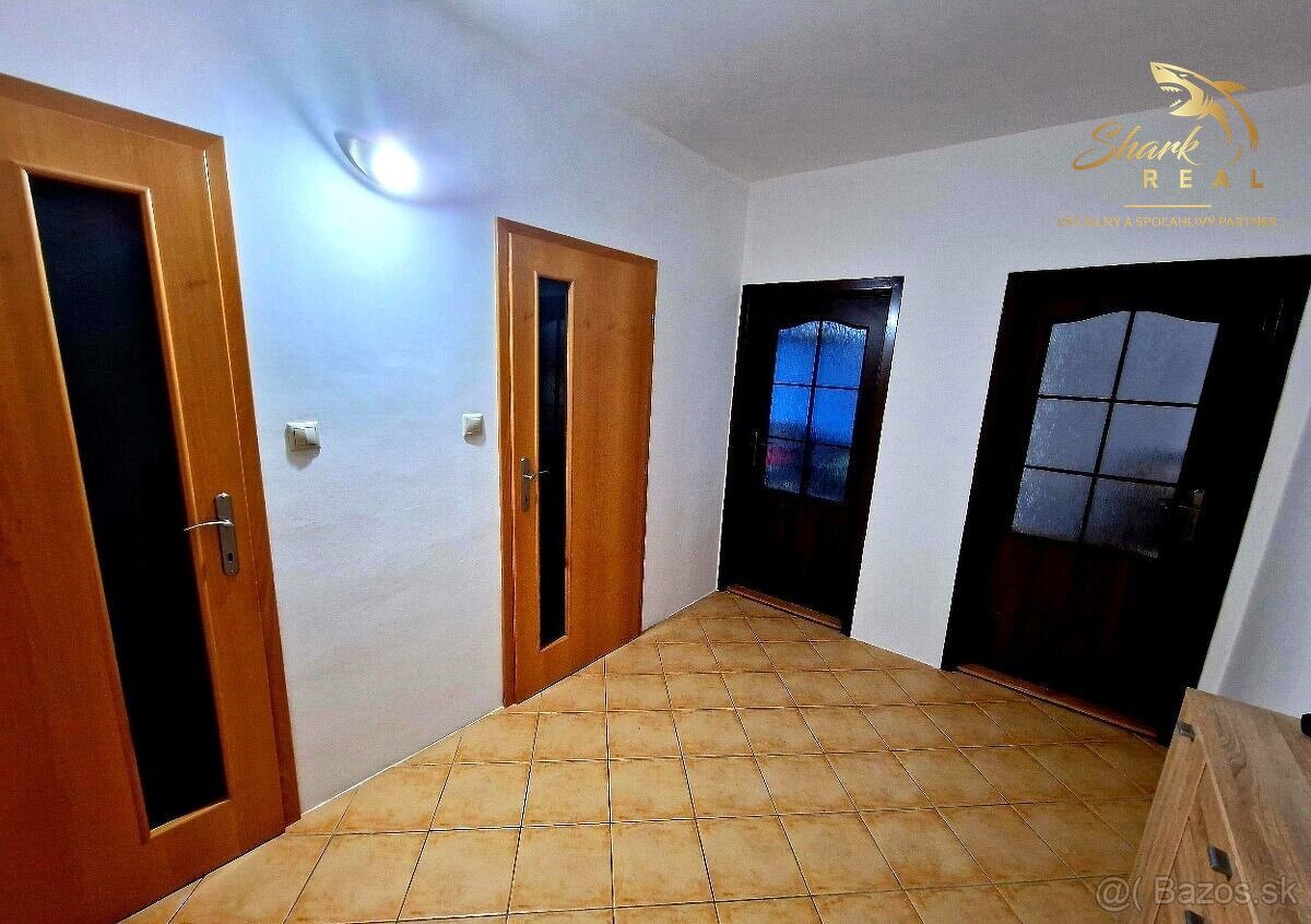 PEKNÝ 2,5 IZBOVÝ BYT - VÝBORNÁ LOKALITA - 4