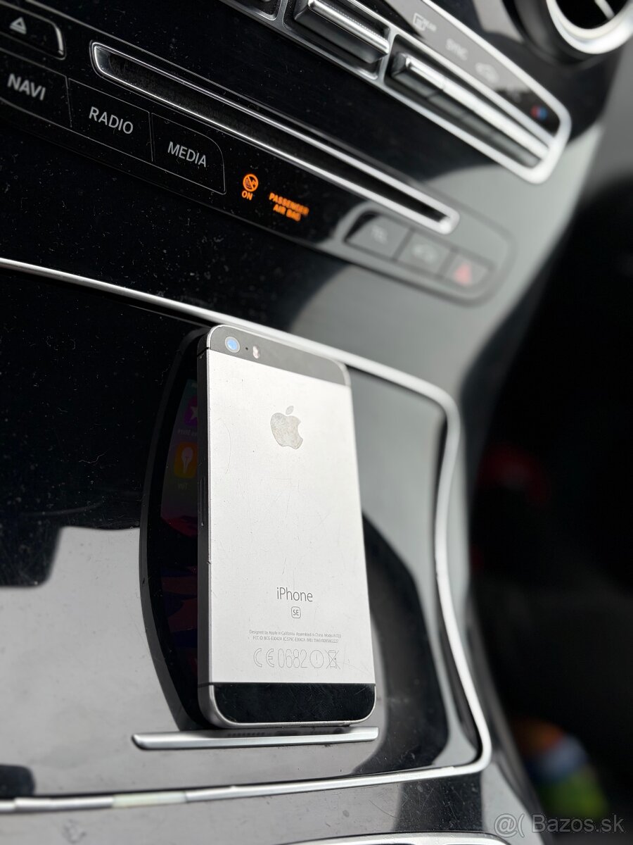 Iphone SE 32GB 2016 - 4