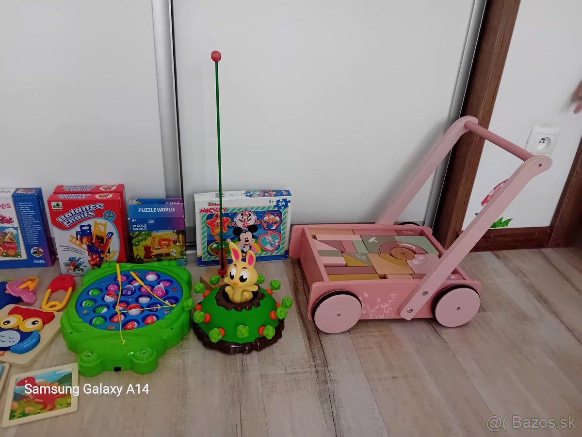 Mix hračiek 1,5 r. - 3 r. - 4