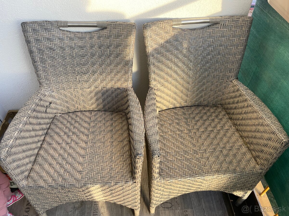 Predám ratanové sedenie - 4