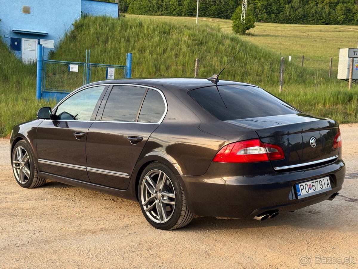 Škoda Superb 3,6 4x4 - 4