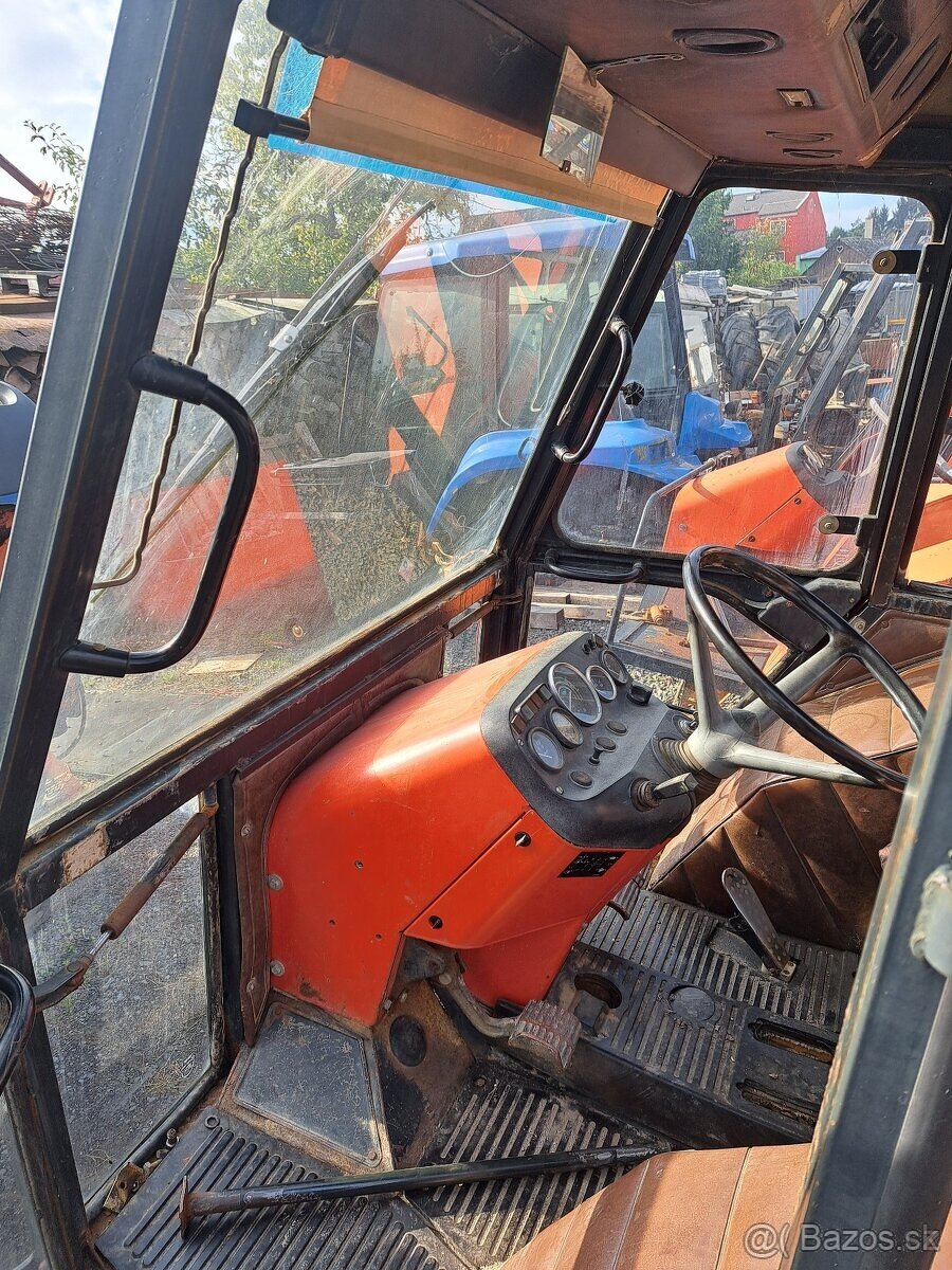 Kabina zetor 5211-7745. - 4