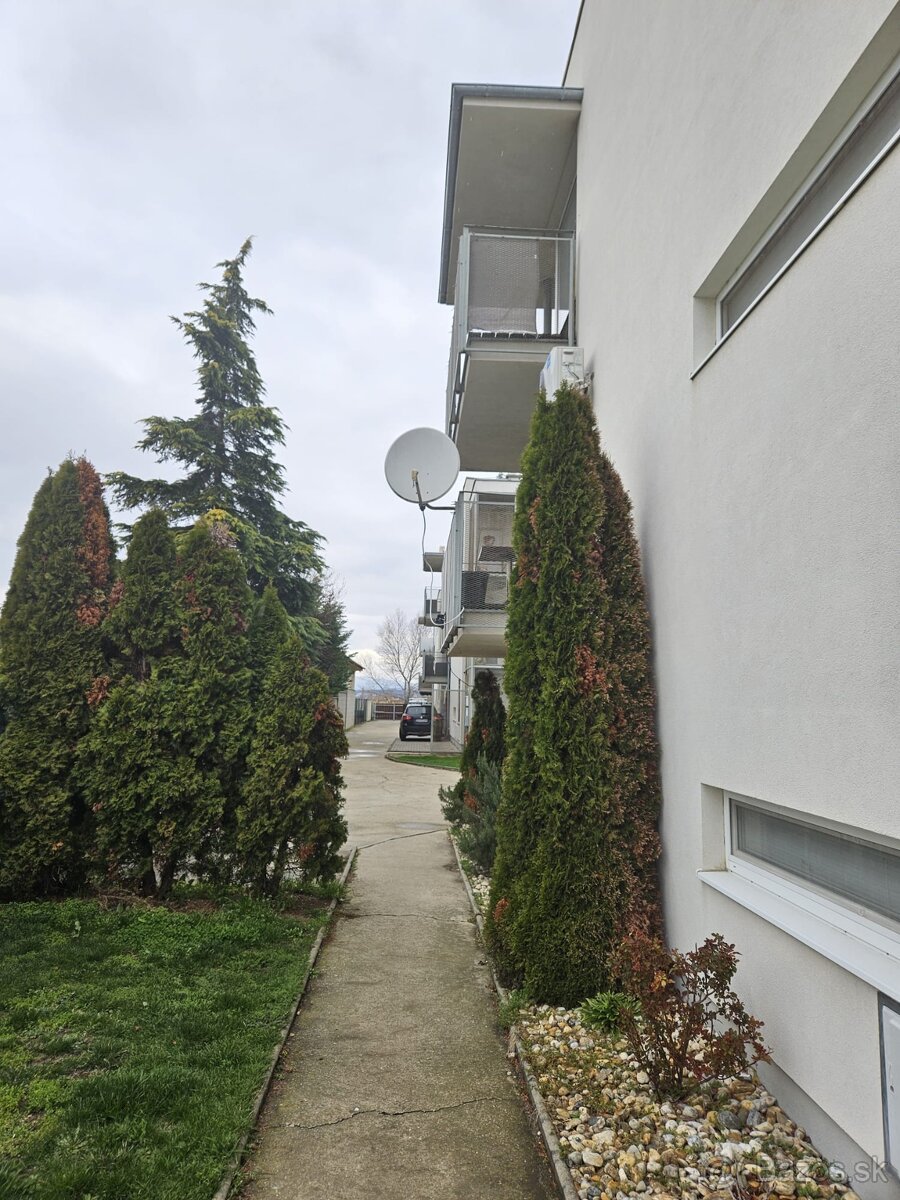 4i byt s veľkou terasou, Športová ulica, Veľký Biel - View 4