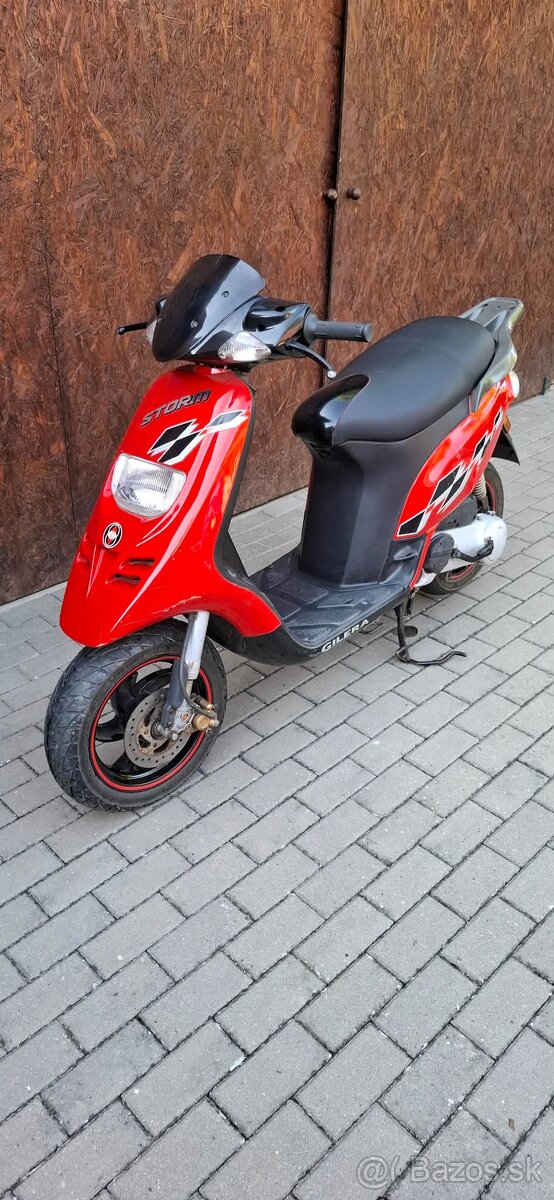 Skúter gilera 50 - 4