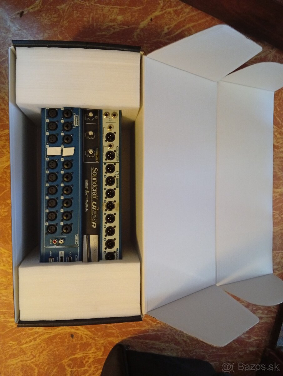 Digitalny mixpult doundcraft ui 24 - 4