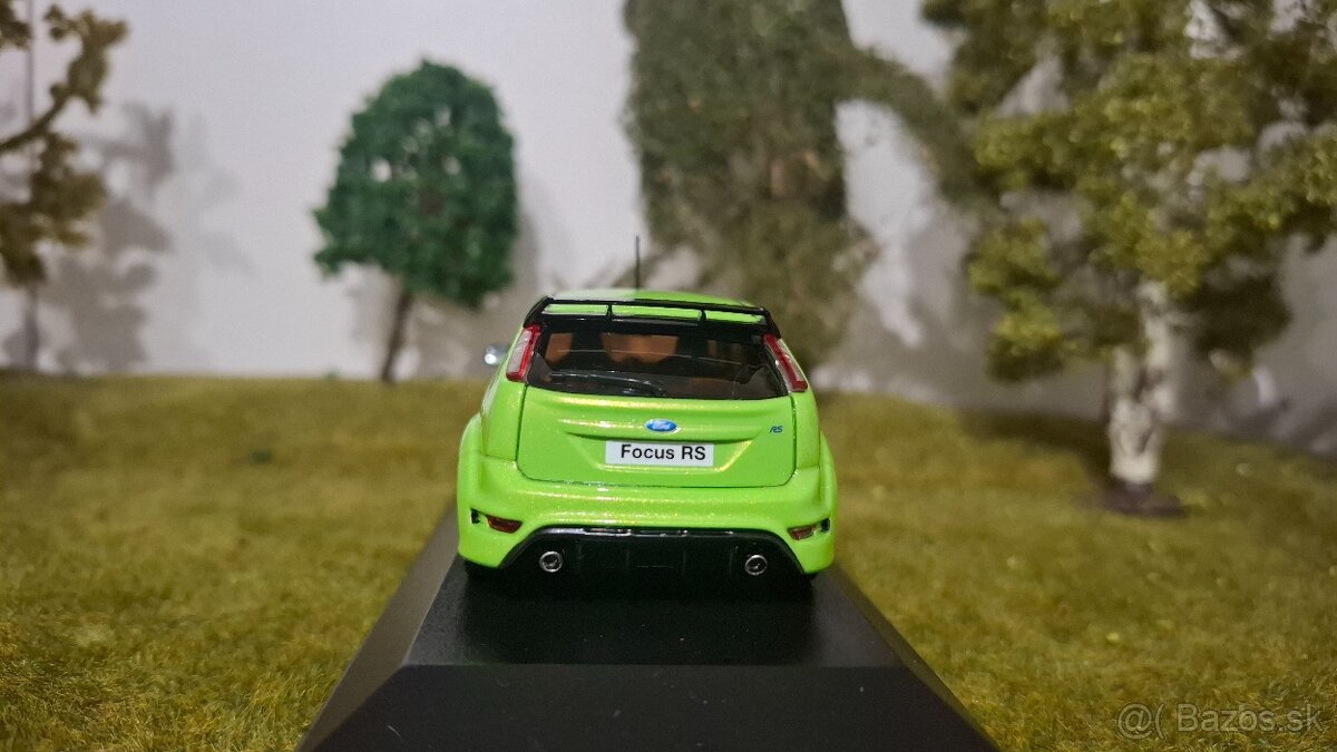 Ford Focus RS Mk2 1:43 Minichamps - 4