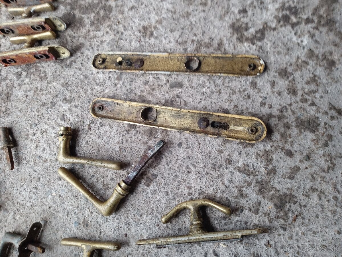 Mosadzné kľučky na okná a dvere - 4