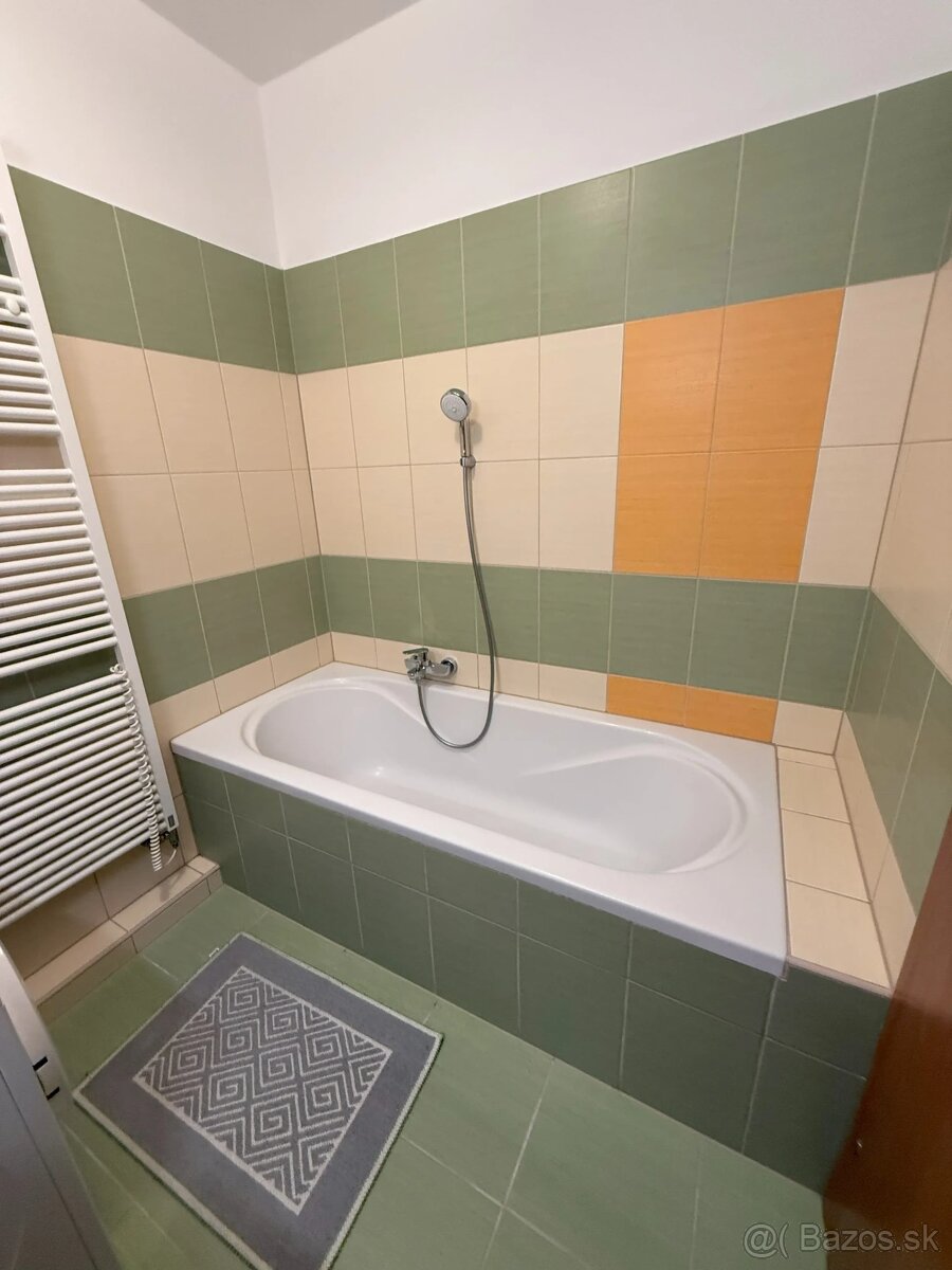 Realitný kancelária REALADR s.r.o. - 4