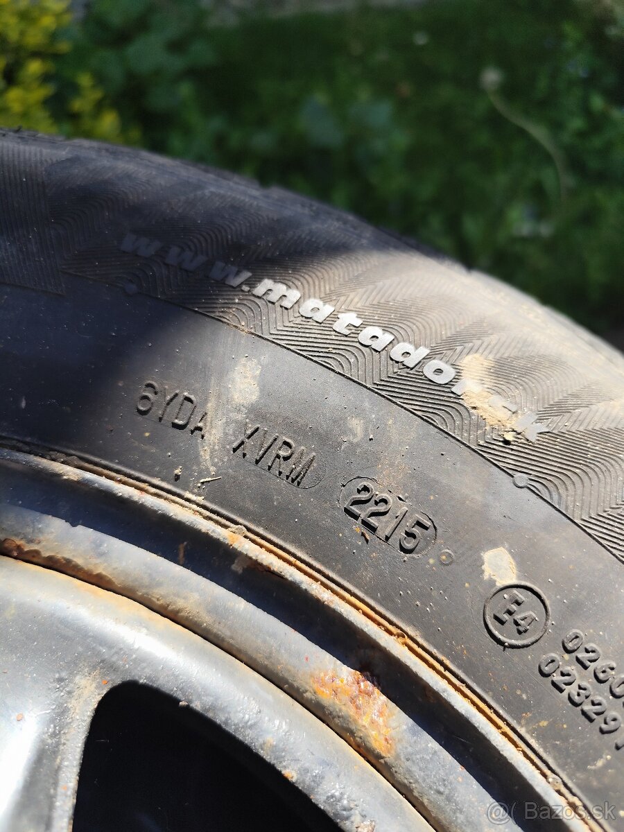 Zimná sada 215/70 R16 - 4