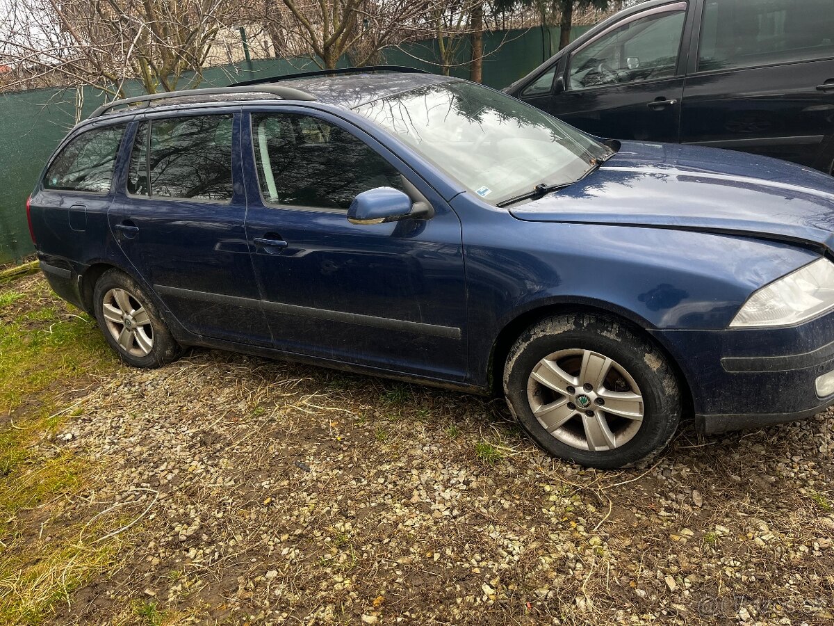 Rozpredam Octaviu 2 1.9 tdi 77kw - 4