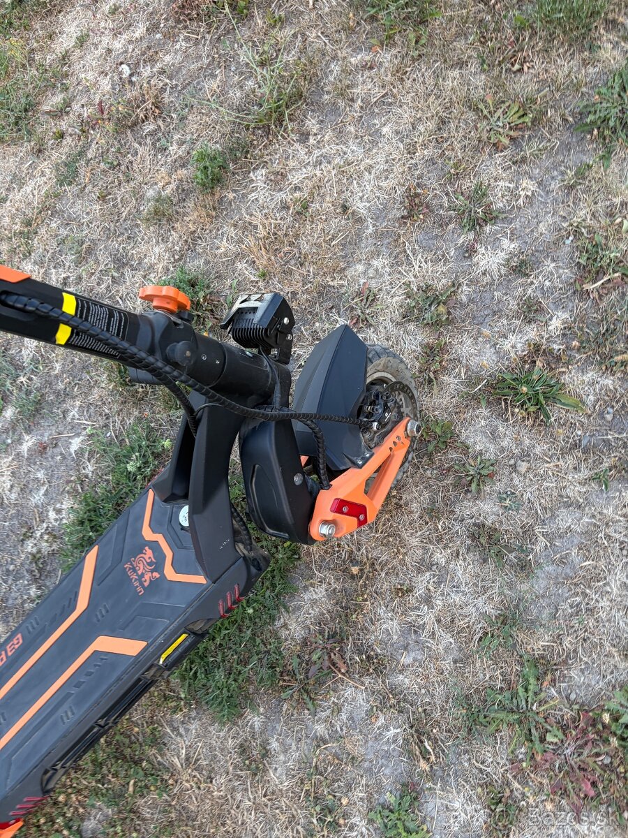 Kolobežka KuKirin g3 Pro - 4