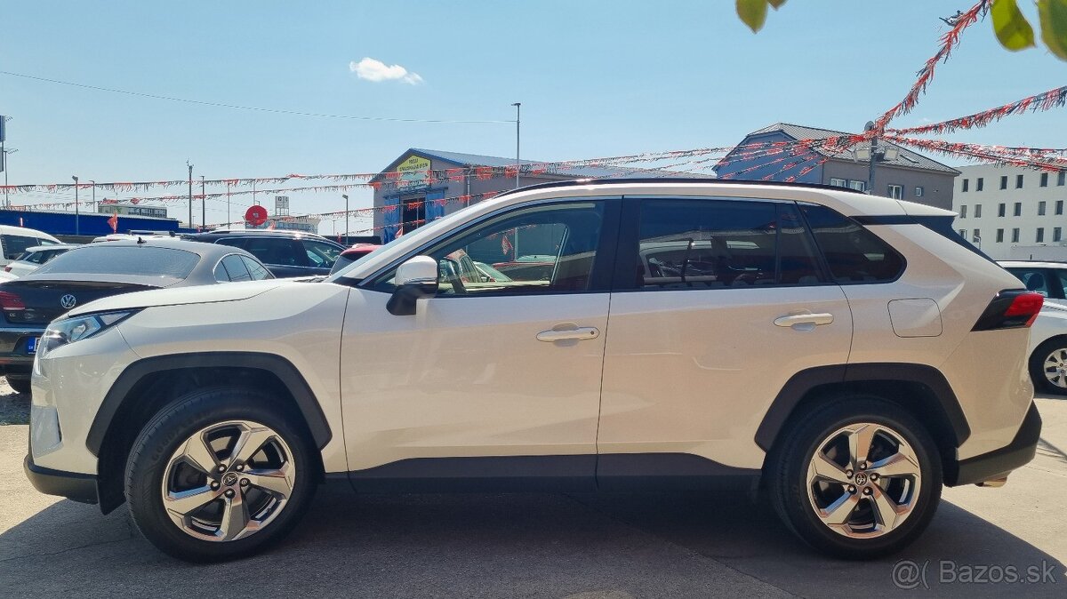 Toyota RAV4 2,0i Comfort Style 4x4 129KW CVT/1