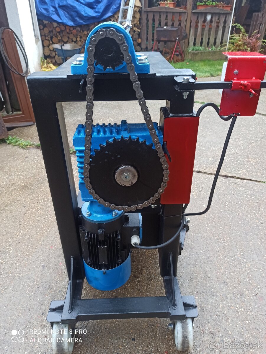 Kuželová štiepačka dreva - 4