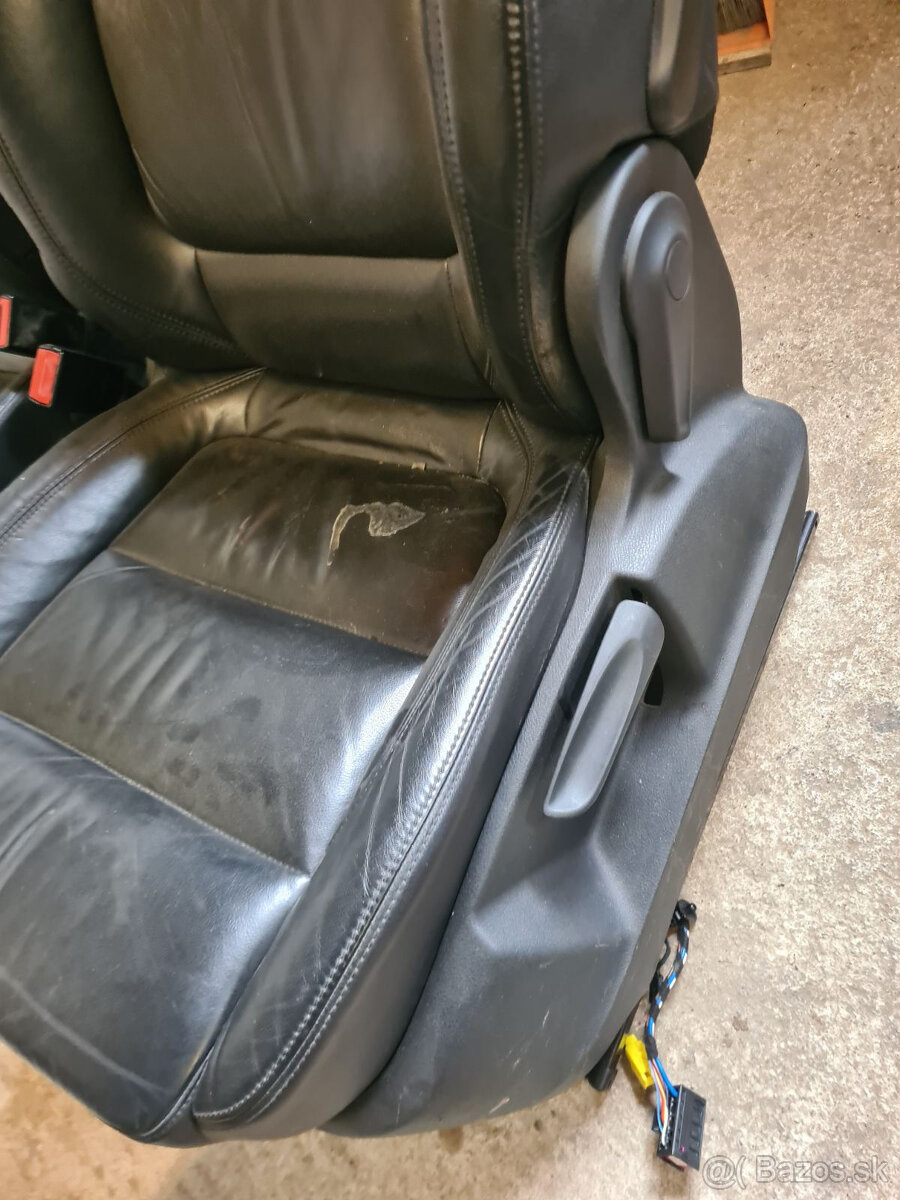 Predné sedačky Mercedes Benz W203 - 4