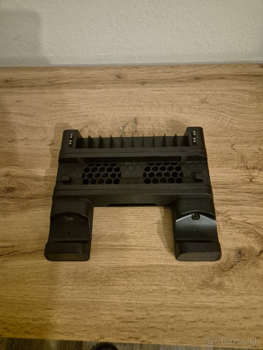 Predám Ps4 Verzia Pro 1TB - 4