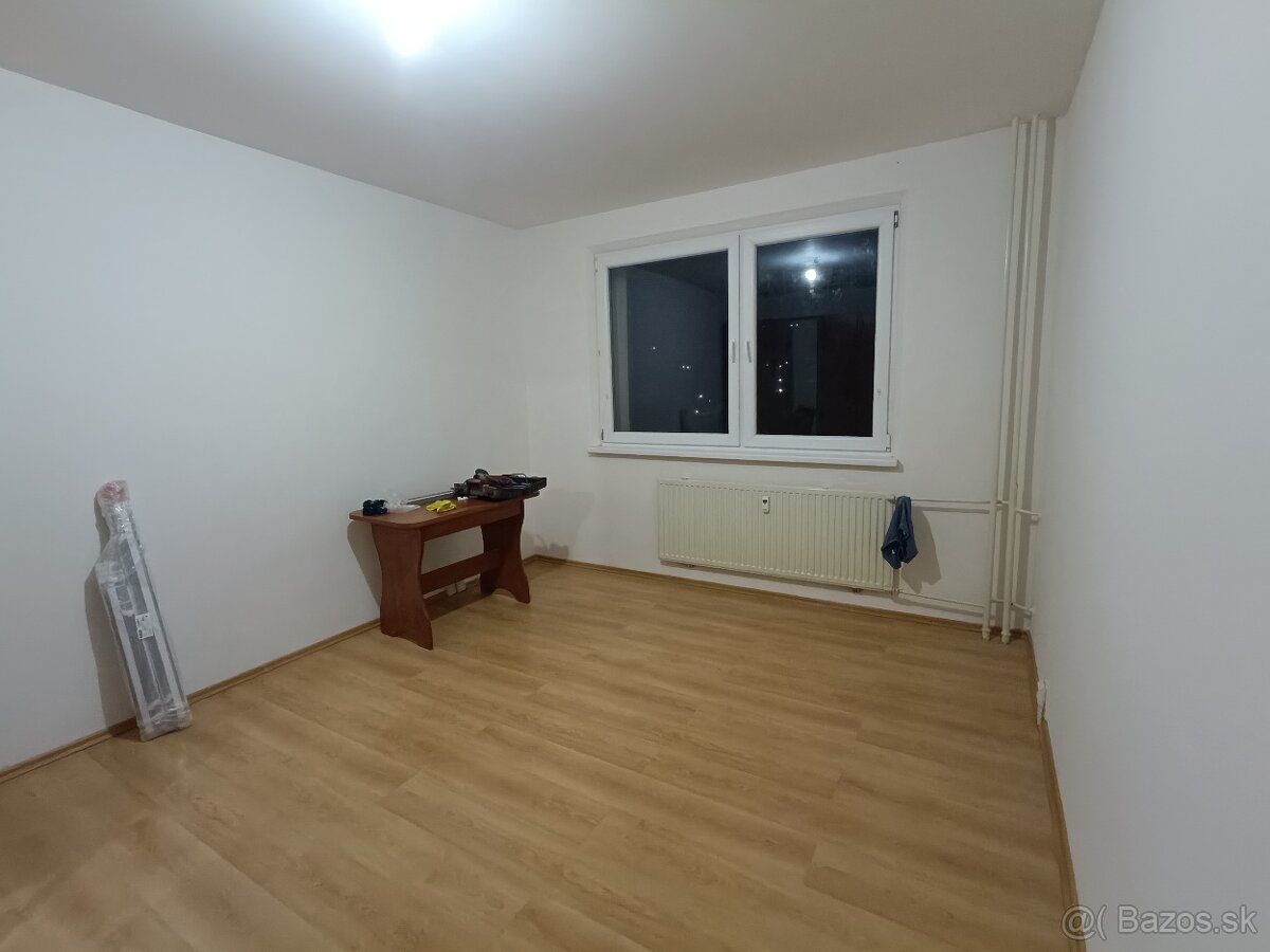 1 izbový byt - 4