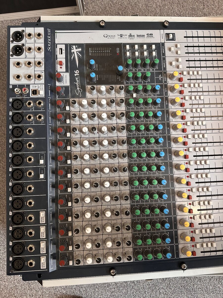 Soundcraft Signature 16 + tvrdý case - 4