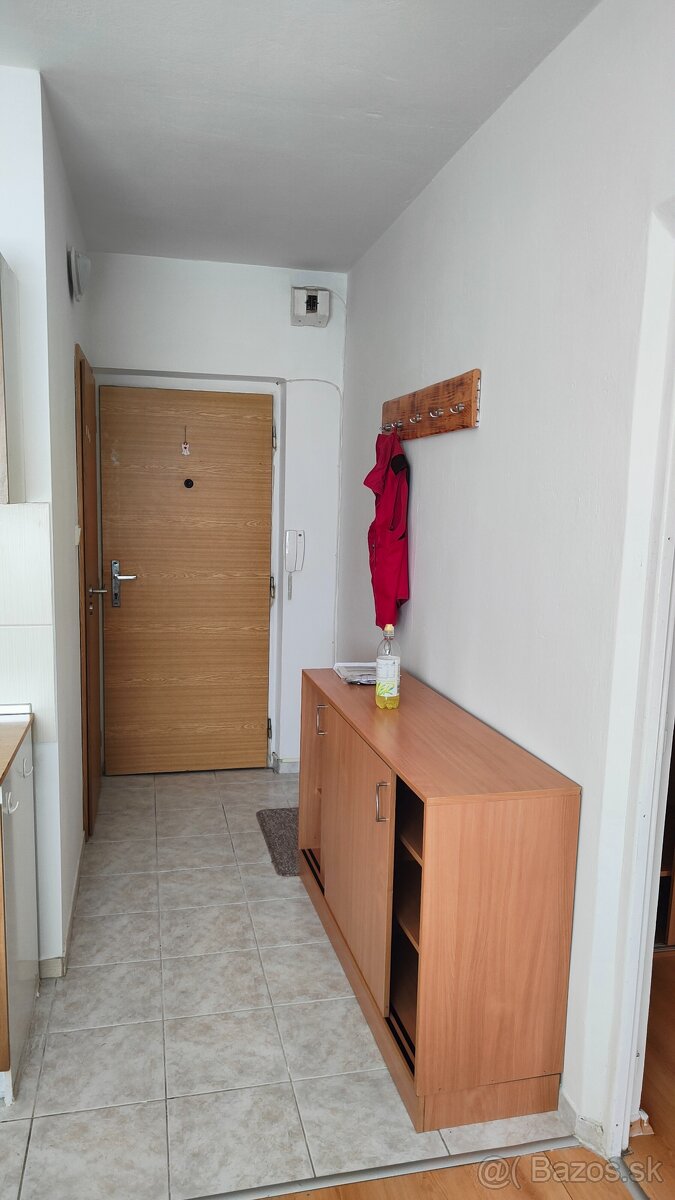 Prenájom 1 - izbového bytu vo Zvolene - 4
