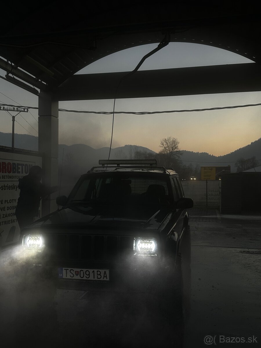 LED svetlá jeep xj - 4