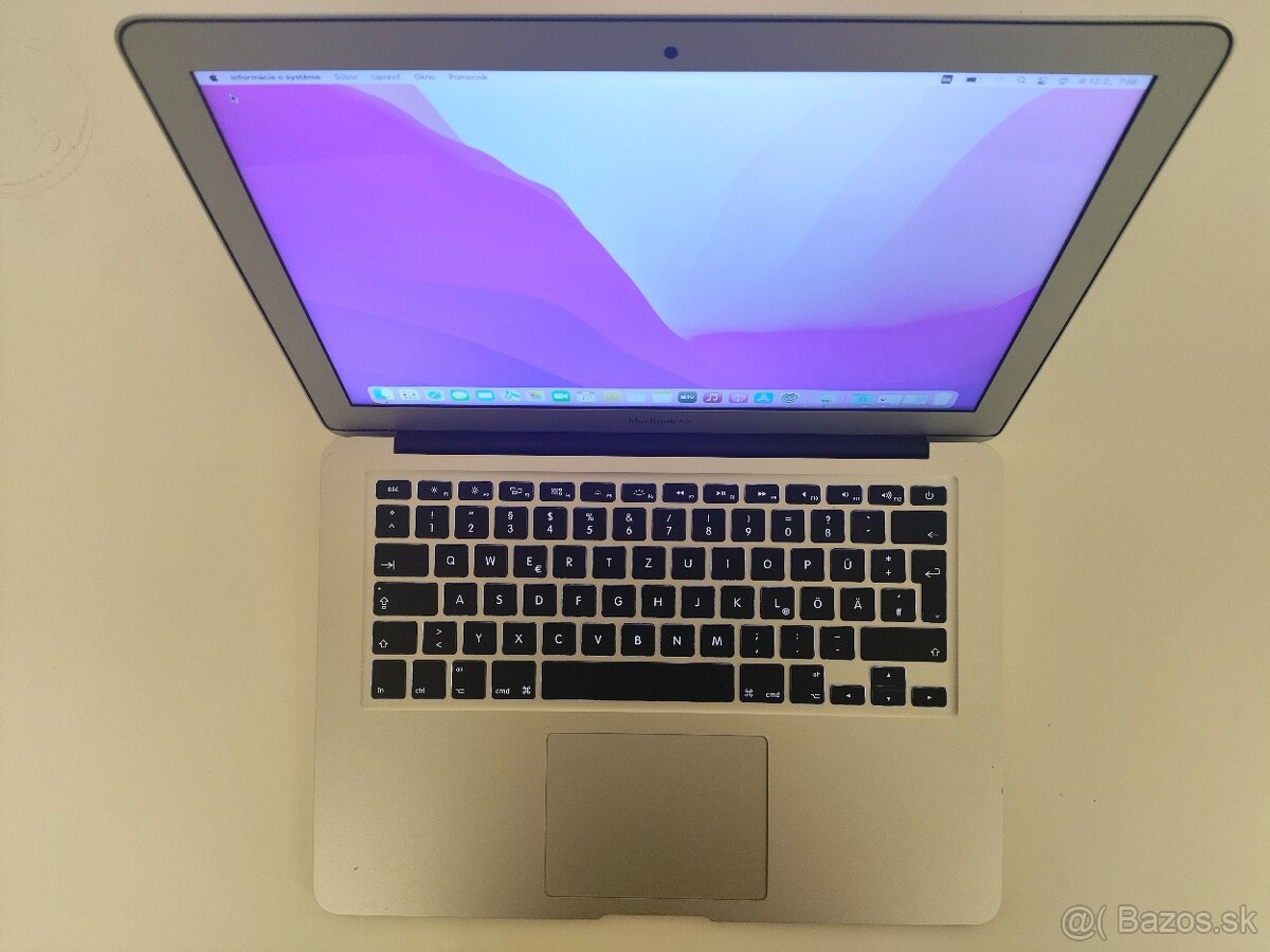 MacBook Air 2017 | i5 • 8GB • 128GB - 4