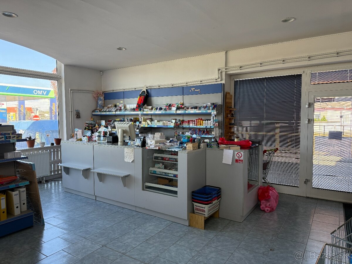 Multifunkčný reprezentatívny obchodno–skladový objekt - 4