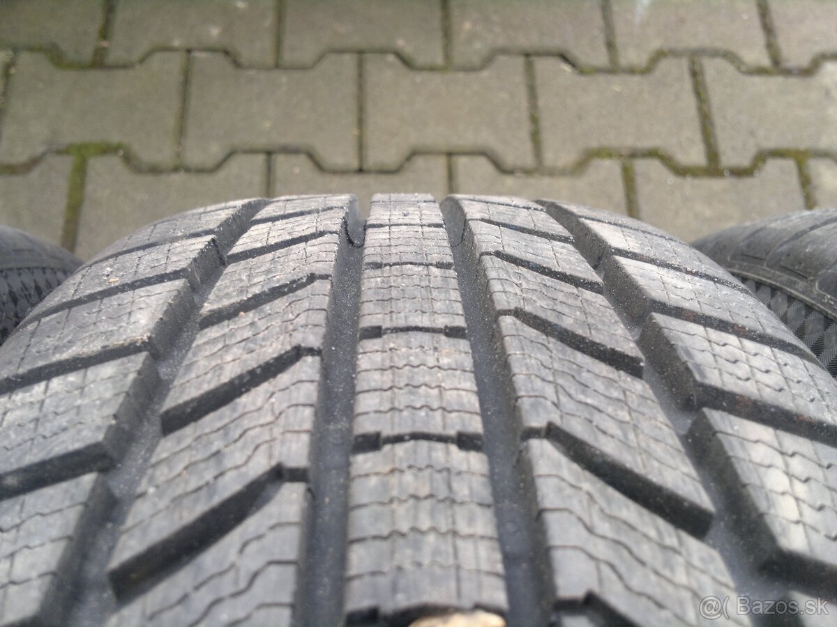 Zimne pneu. Continental 205/50 r17 - 4