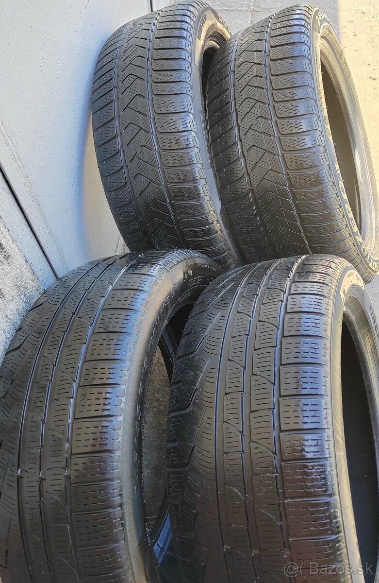 Pirelli 245/45 R18 - 4