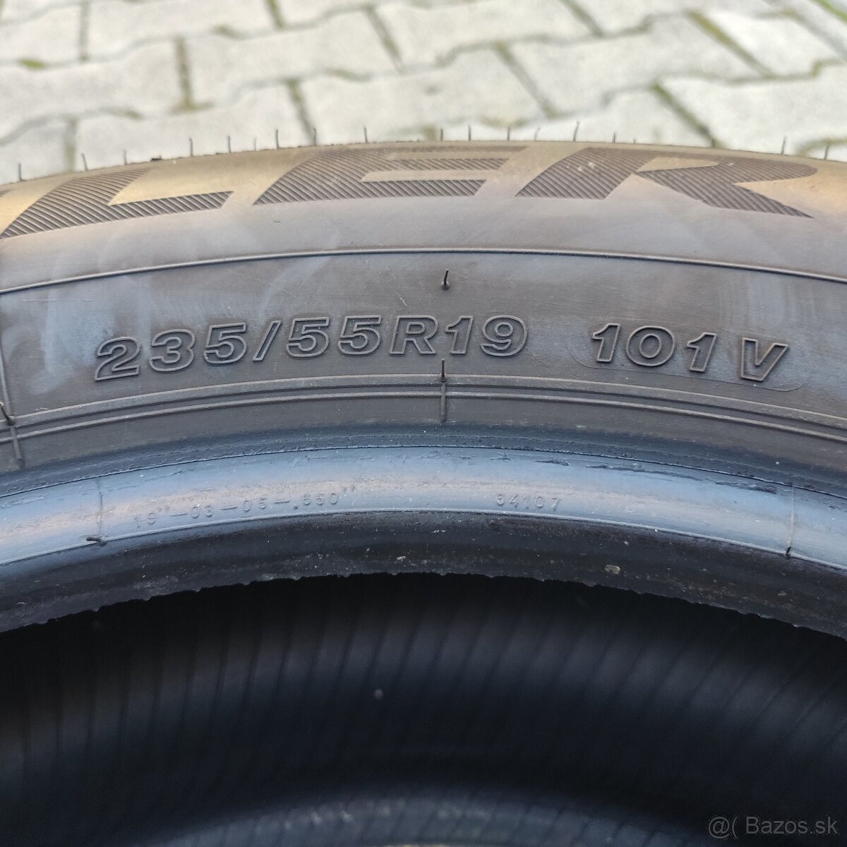 Bridgestone Dueler 235/55R19 - 4