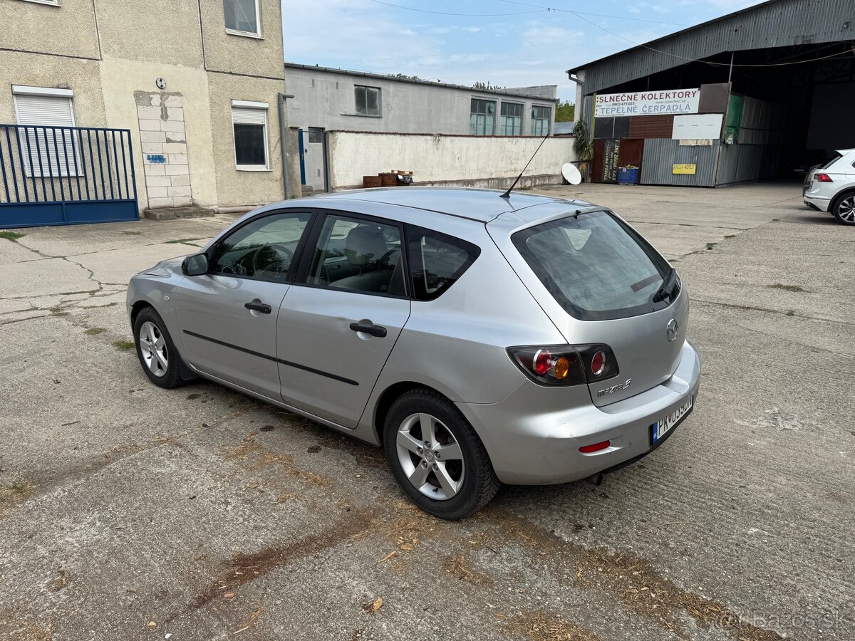 Mazda 3 - 4