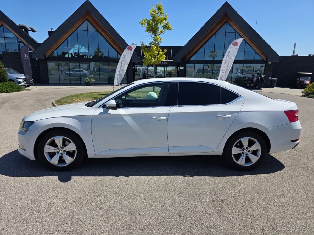Škoda Superb 1.6 TDI DSG Active - 4