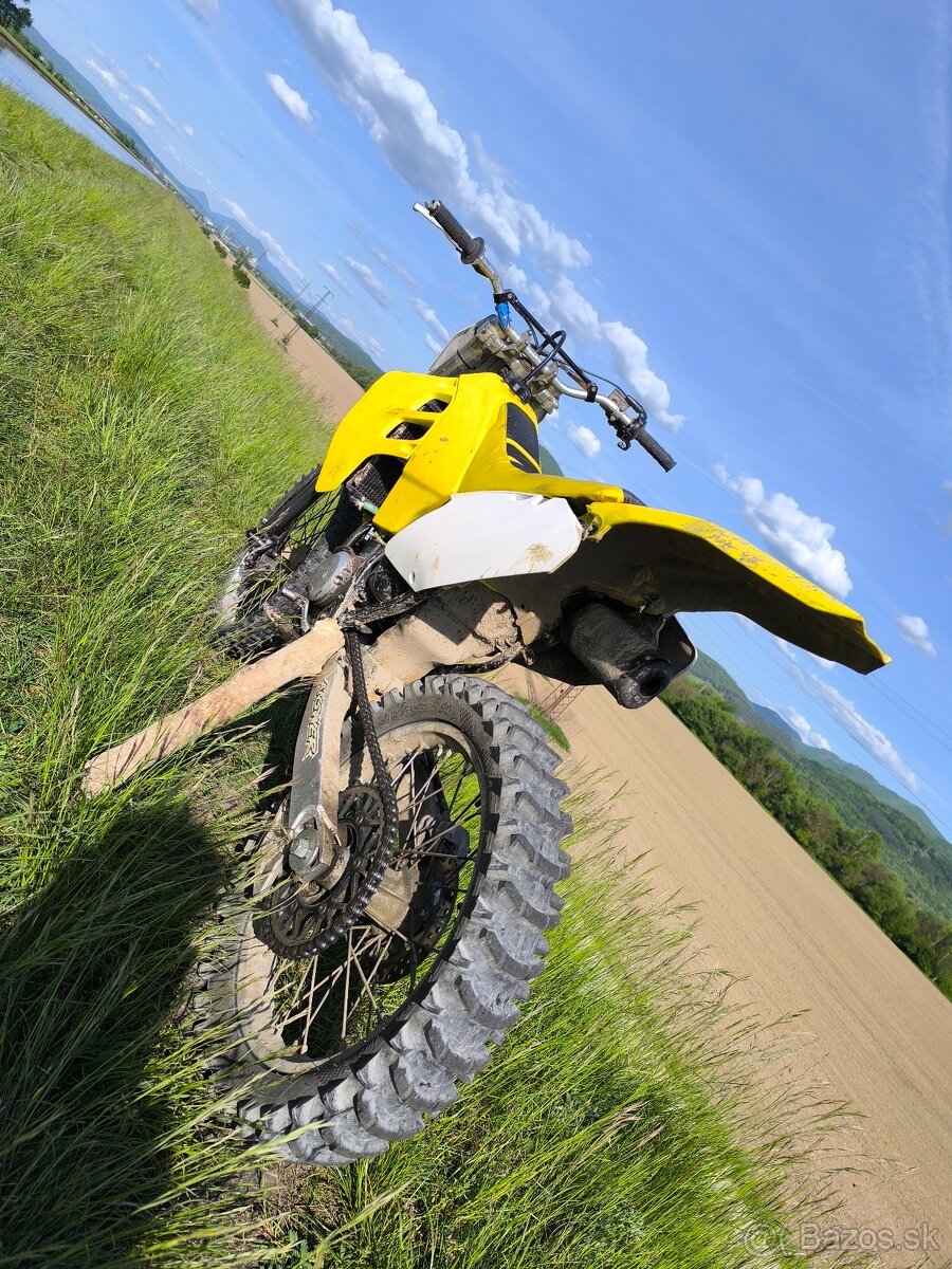 Suzuki RM 125