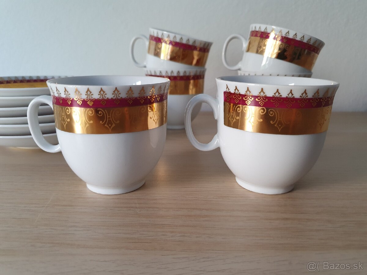 Porcelánové šálky s tanierikmi - súprava - 4