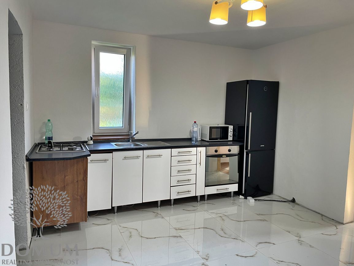 RD v Moravskom Lieskovom, pozemok 1168m2, rozsiahla rekonštr - 4