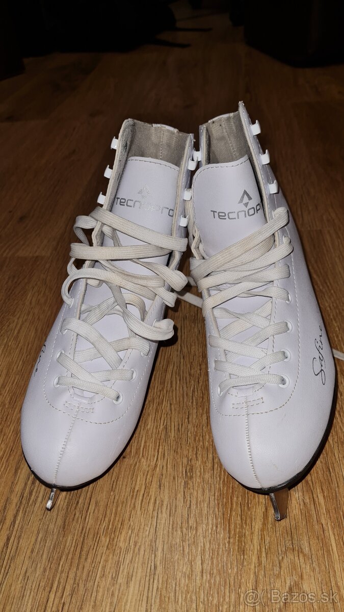 Dievcenske korcule Sulov, EU40 - 4