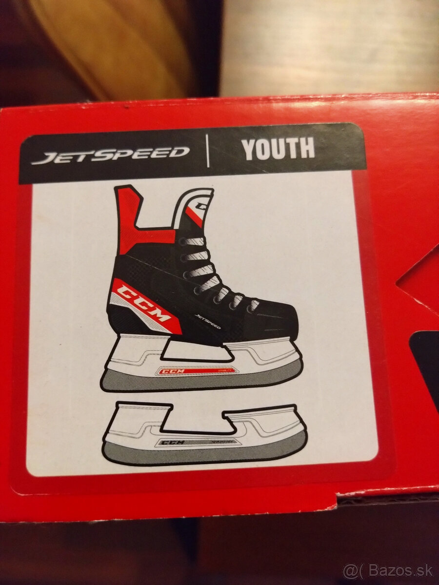 CCM Jetspeed YT Regular veľkosť eur 25 - 4