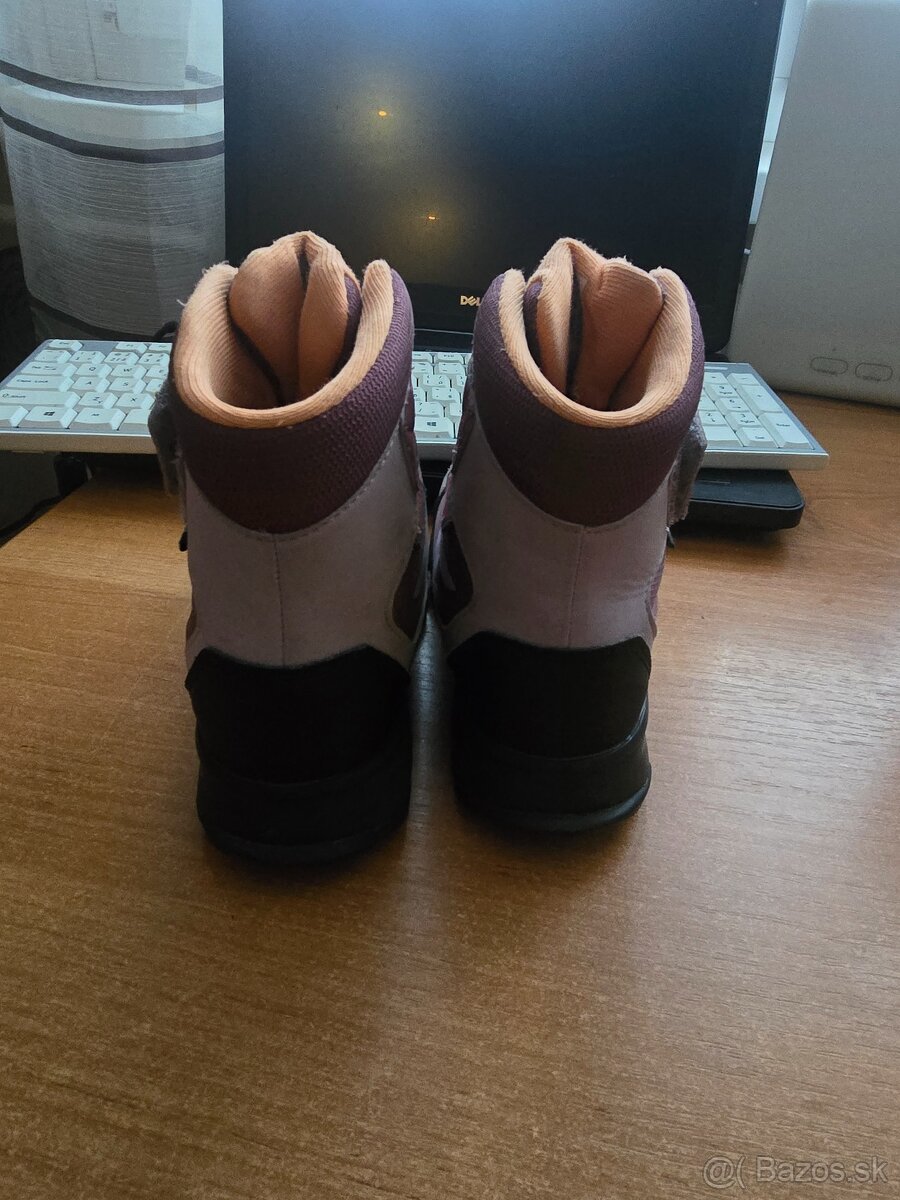 Adidas terrex 28.5 - 4