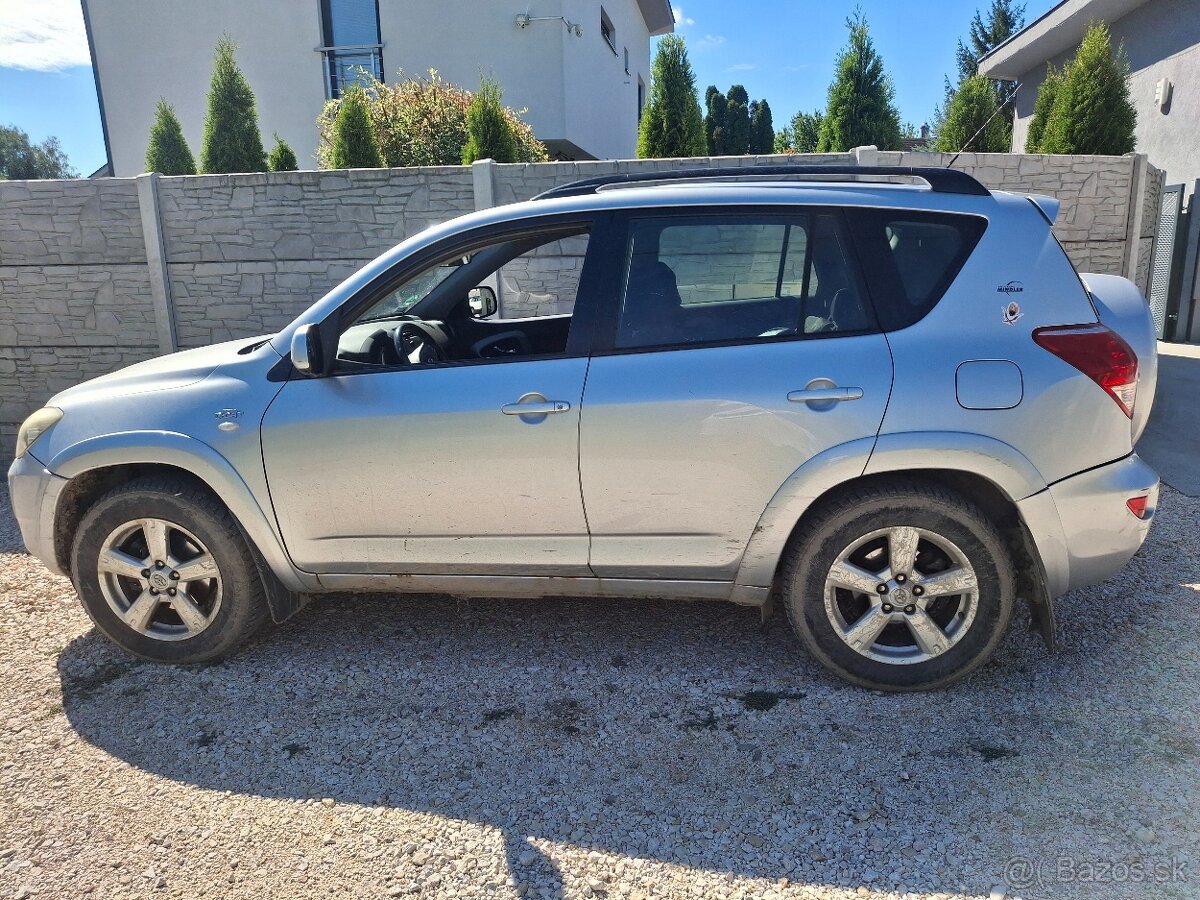 Toyota rav4 2,2D 130kw - 4