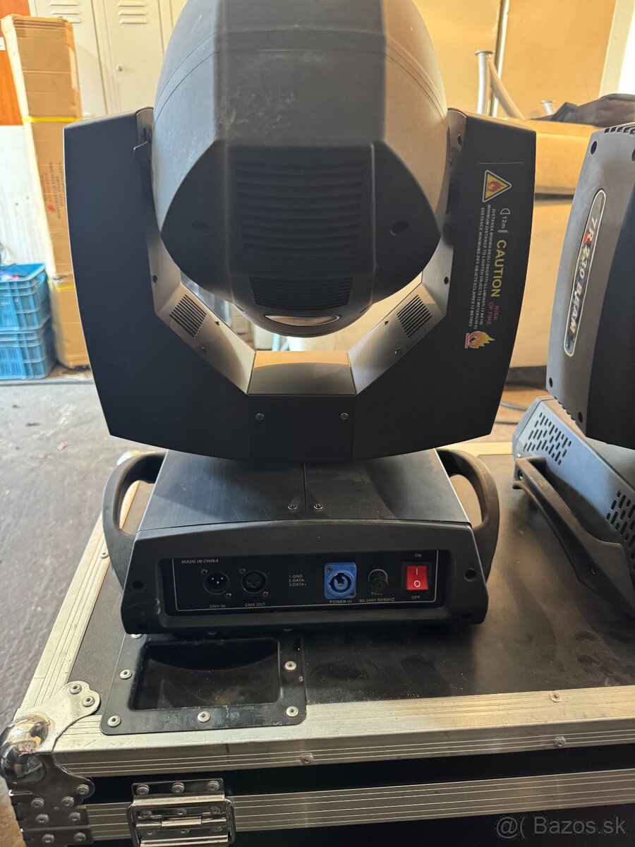 Predám Otočne hlavy BEAM 7R 230W +CASE+OBAL - 4