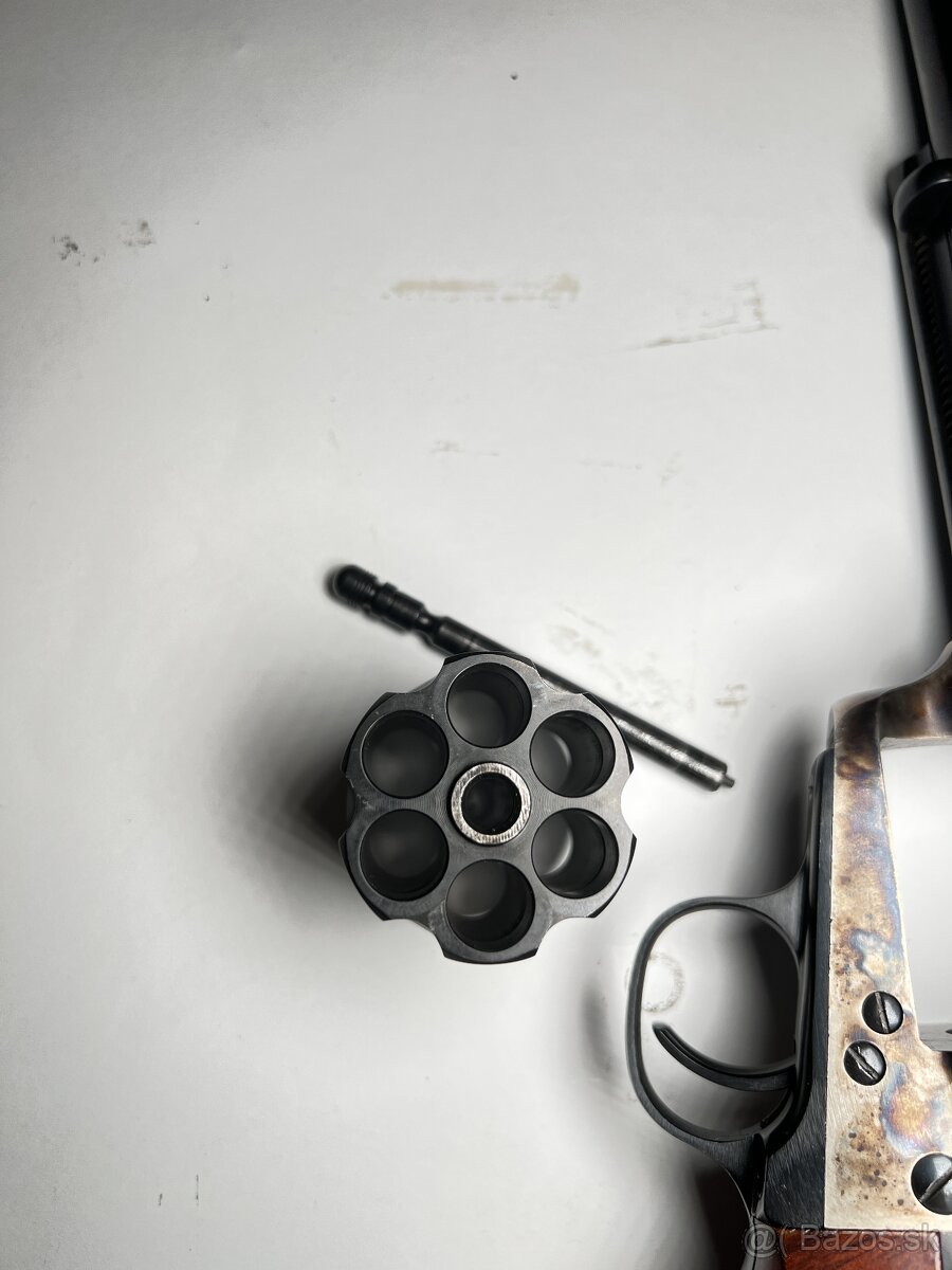 UBERTI Cattleman, 7,1/2” - 4